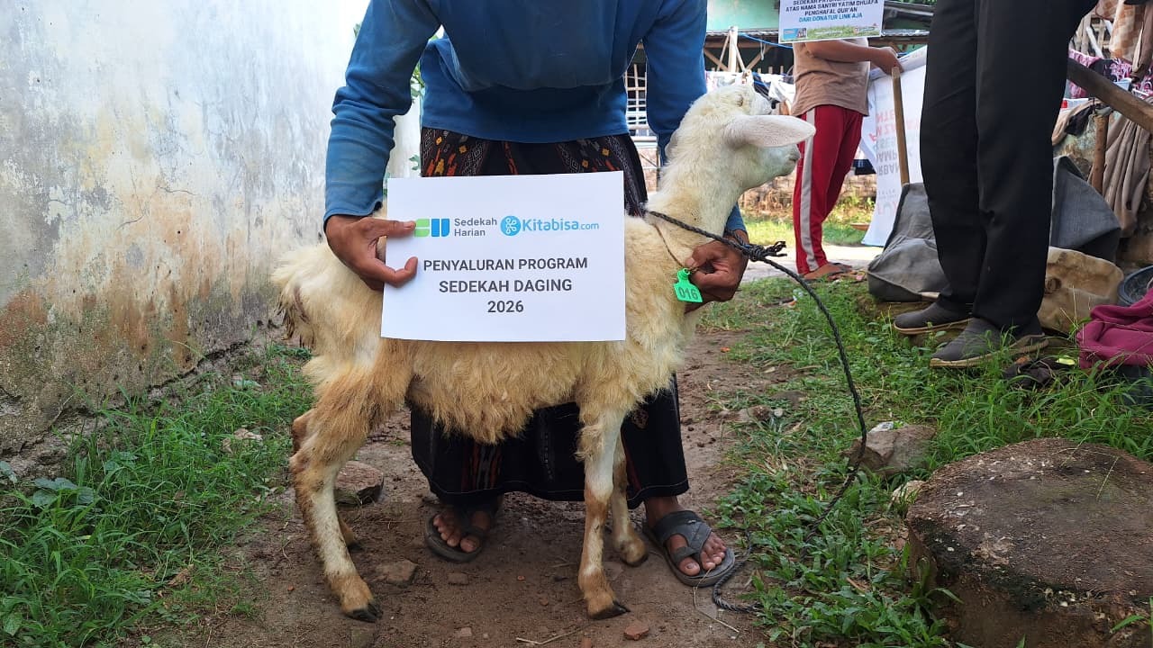 Belajar Makna Berkurban Lewat Program Sedekah Harian